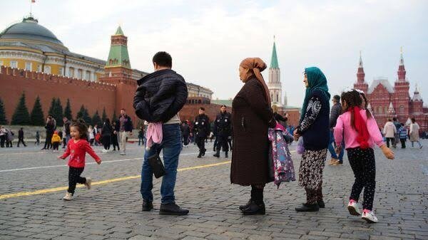  Rossiya noqonuniy migrasiyaga qarshi kurashni kuchaytirmoqda