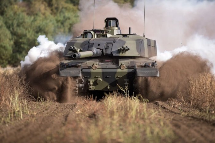 Britaniyaning Challenger 2 tanklari Rossiya bilan chegarani kesib o‘tgan