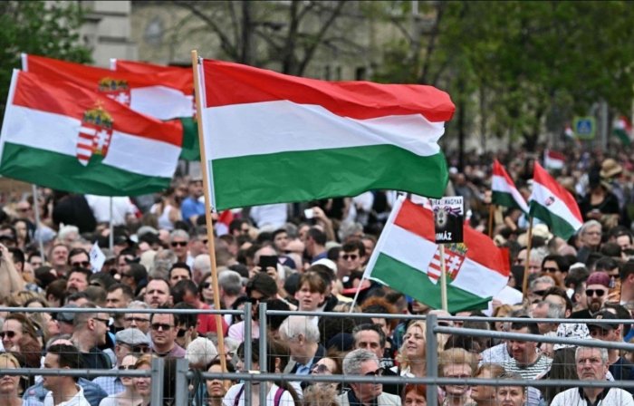 Budapeshtdagi namoyishchilar Viktor Orbanning iste’fosini talab qilishdi 