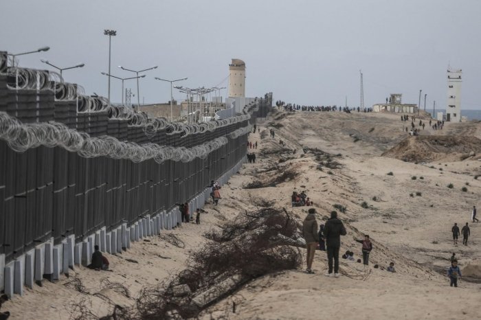 Isroil Misr va Falastinni devor bilan ajratishni talab qilmoqda