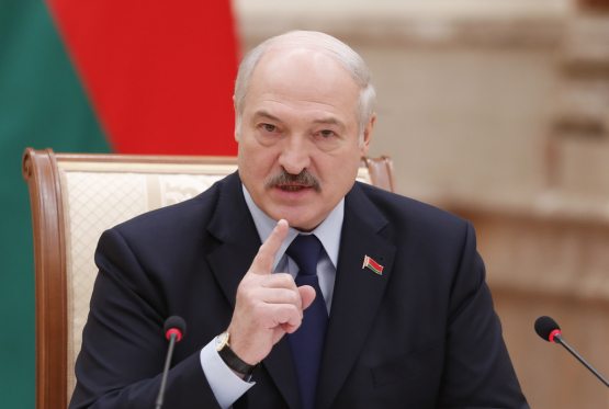 Lukashenko 30 nafar siyosiy mahbusni afv etdi