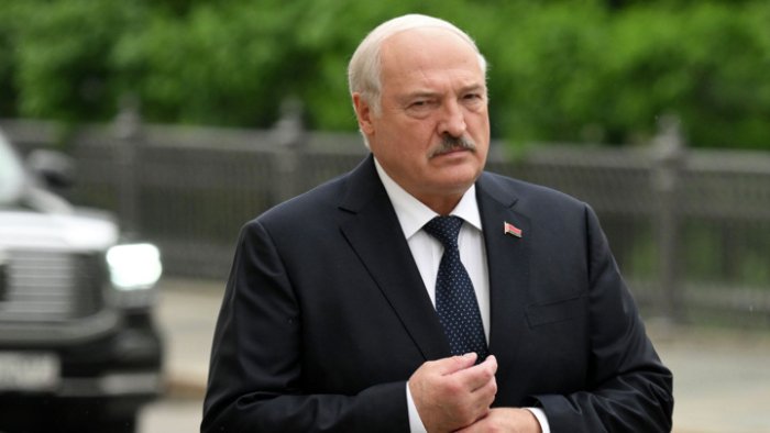 Lukashenko: Biz urushga tayyor turishimiz kerak