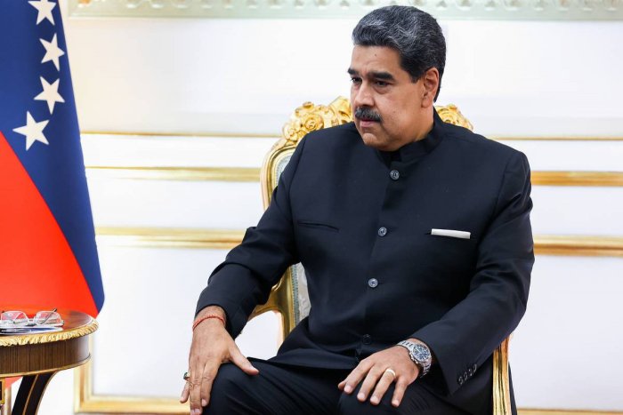 Maduro Karakasdagi mitingda unga suiqasd uyushtirilgani haqida xabar berdi