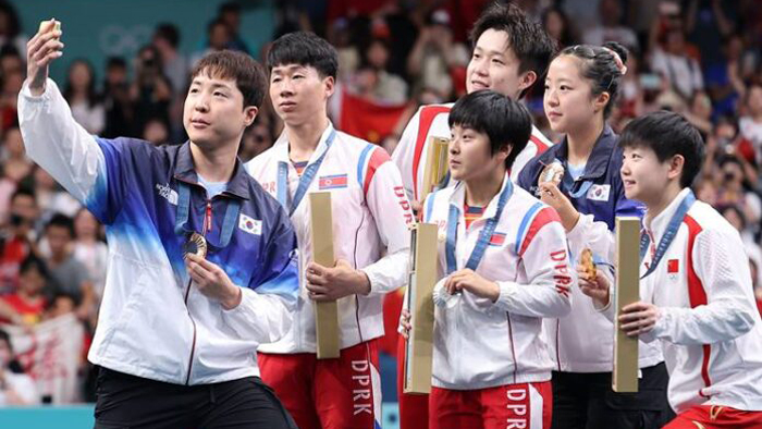 Olimpiadada selfi tushgan Shimoliy koreyalik sportchilar jazolanishi mumkin