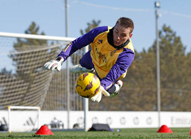 Premyer-liga klubi Luninning maoshini uch barobar oshirishga tayyor