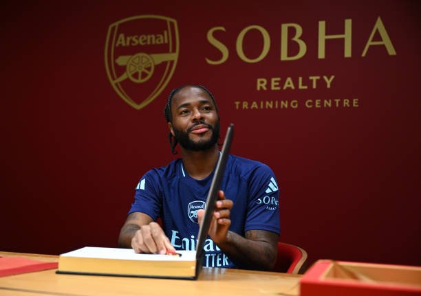 Sterling Arsenal a’zosiga aylandi