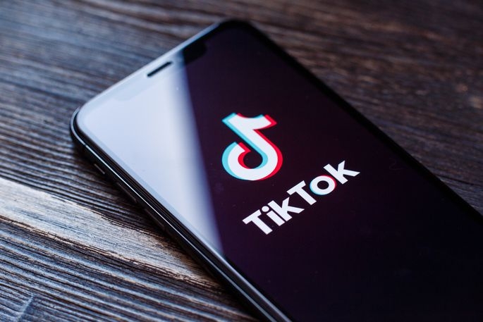 TikTok xavfsizlikni yaxshilash uchun 15 kishidan iborat o‘smirlar kengashini tuzdi