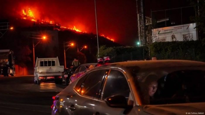 Turkiya g‘arbida kuchli o‘rmon yong‘inlari sodir bo‘lmoqda