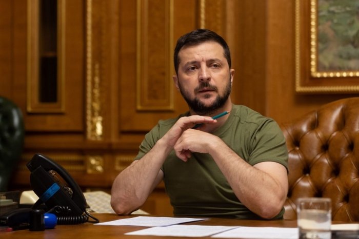 Zelenskiy Harbiy havo kuchlari komandirini ishdan bo‘shatdi